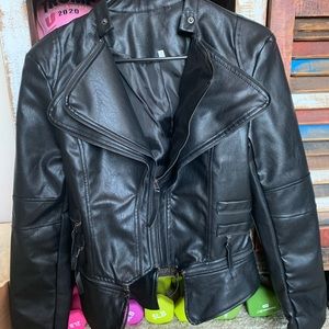 BNWOT Vegan black leather jacket M